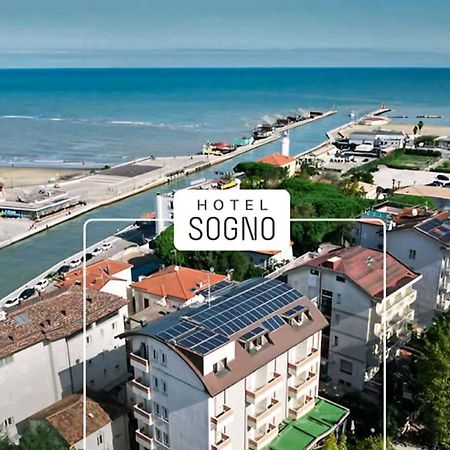 Hotel Sogno Чезенатико Екстериор снимка
