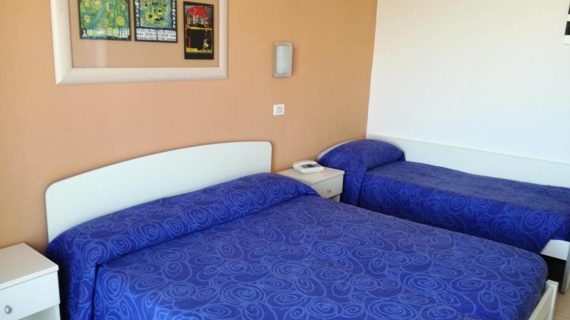 Hotel Sogno Чезенатико Екстериор снимка