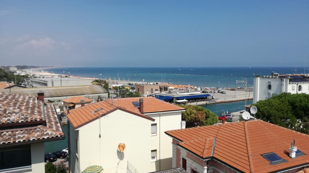 Hotel Sogno Чезенатико Екстериор снимка