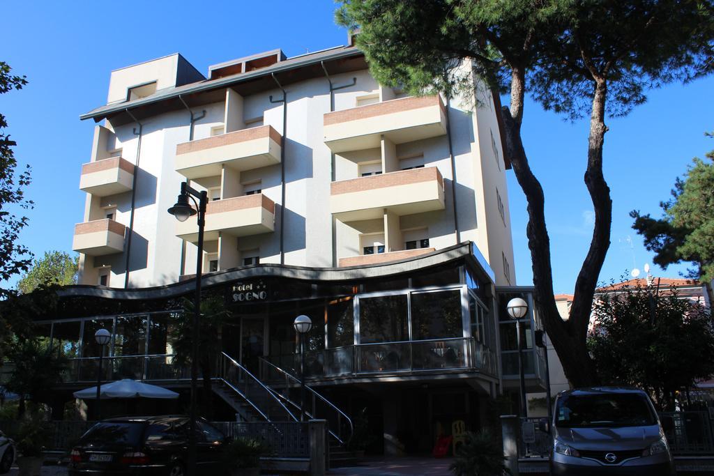 Hotel Sogno Чезенатико Екстериор снимка
