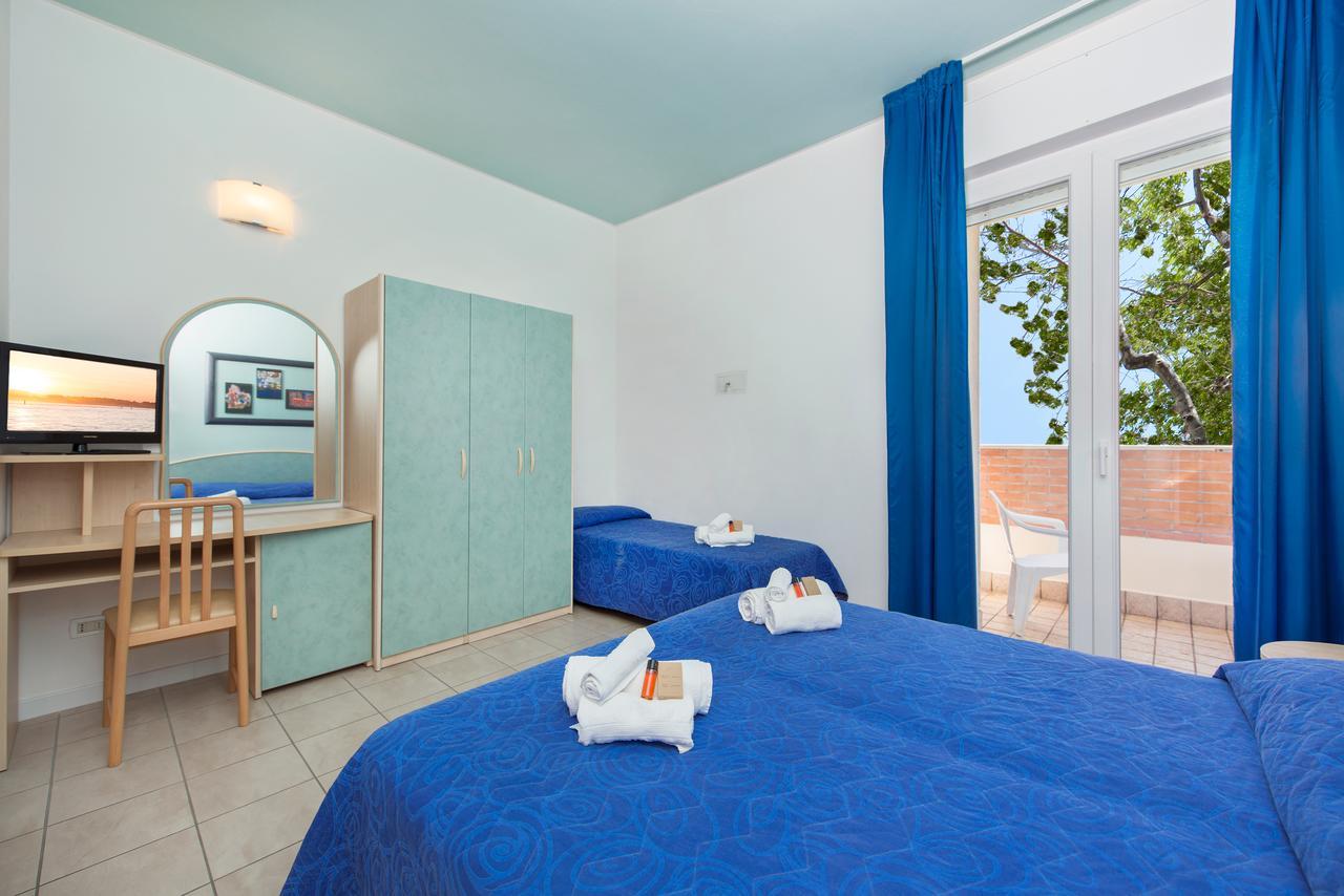 Hotel Sogno Чезенатико Екстериор снимка